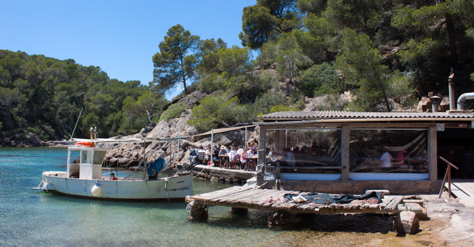 El Bigote, Cala Mastella